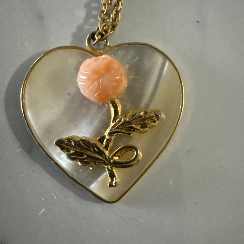 2.333 Vintage necklace, 10K gold plating, chain, mother-of-pearl pendant, coral